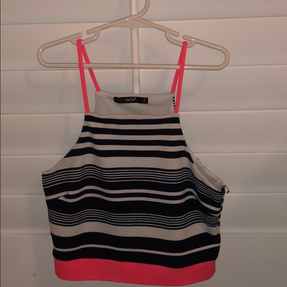 cropped tank top (new)